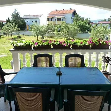 Apartament Mirjana